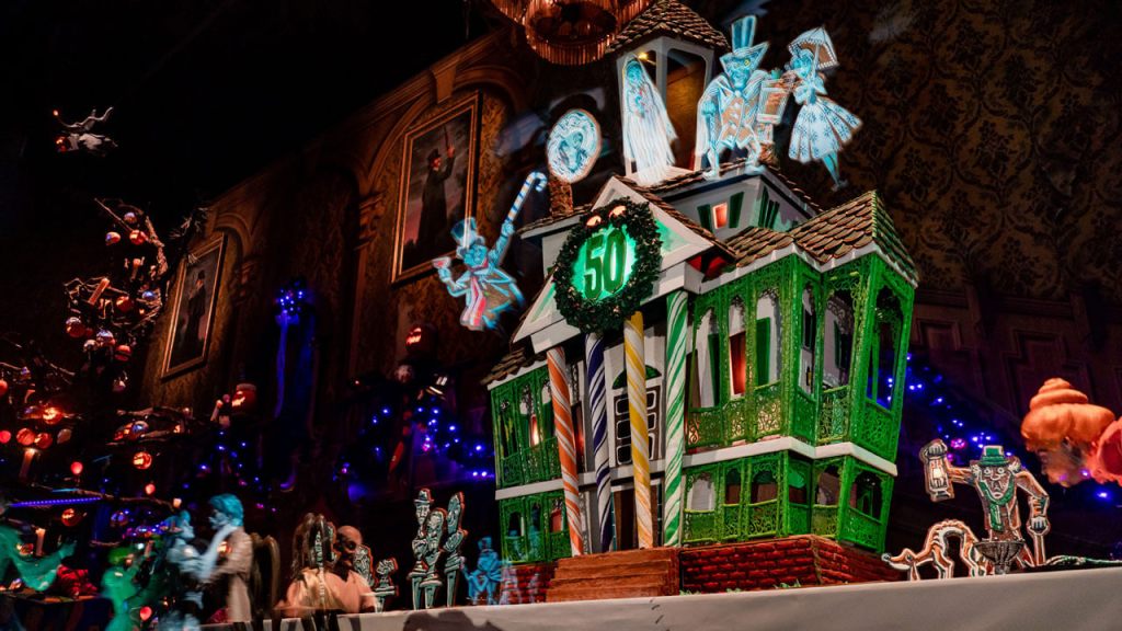 Haunted Mansion Holiday Returning To Disneyland The Disinsider Haunted Mansion Holiday Returning To Disneyland The Disinsider